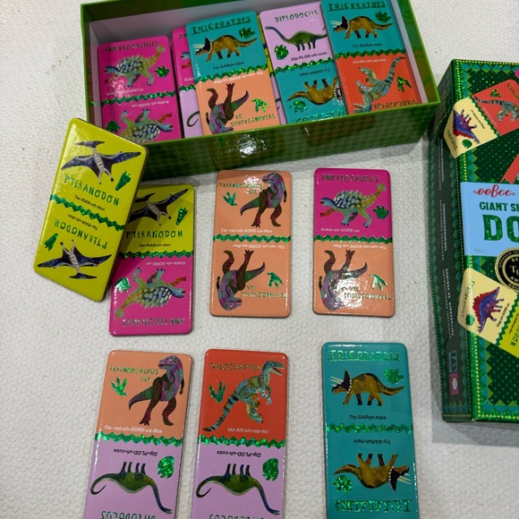 New Giant Shiny Dinosaur Dominoes By Eeboo 3+ - Picture 6 of 8